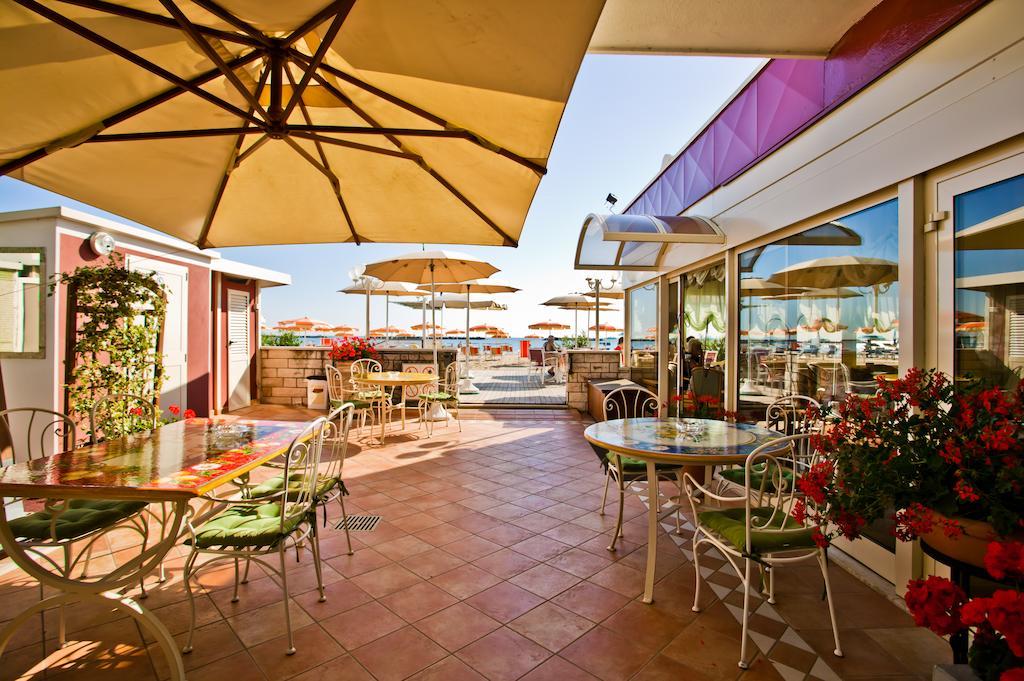 Hotel Sporting Cesenatico Extérieur photo