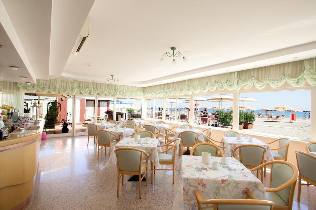 Hotel Sporting Cesenatico Extérieur photo